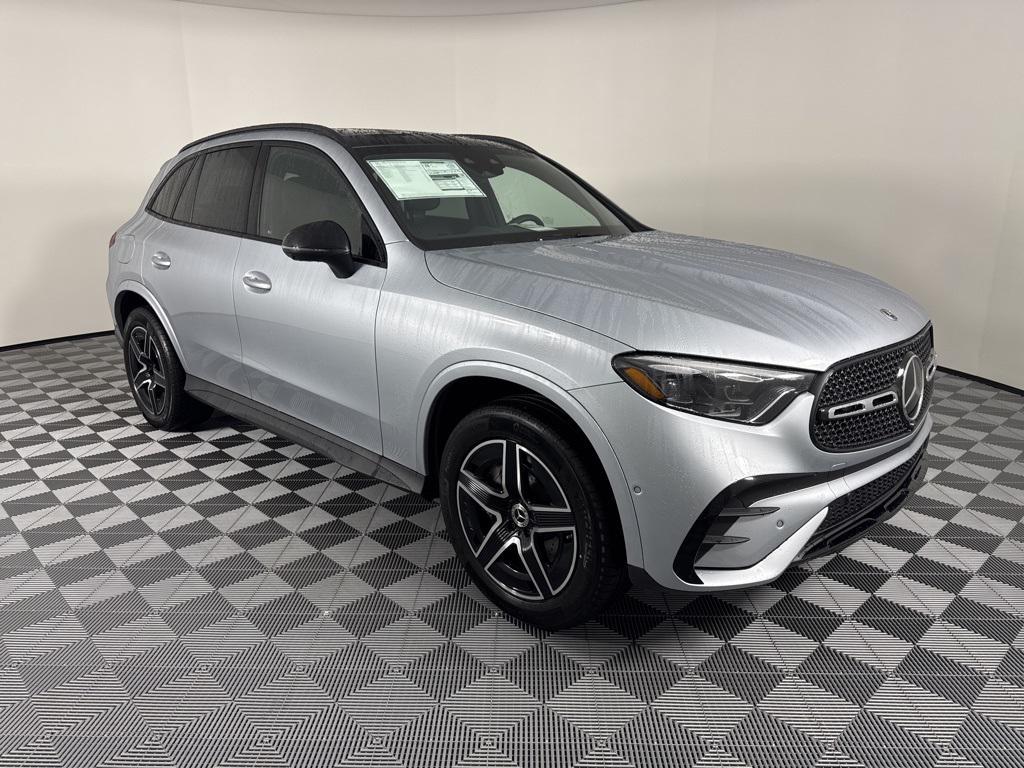new 2026 Mercedes-Benz GLC 300 car, priced at $68,155