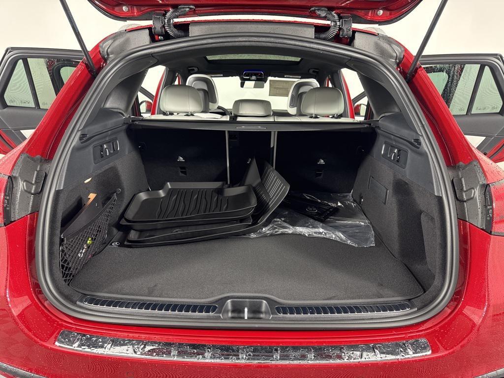 new 2026 Mercedes-Benz GLC 300 car, priced at $67,055