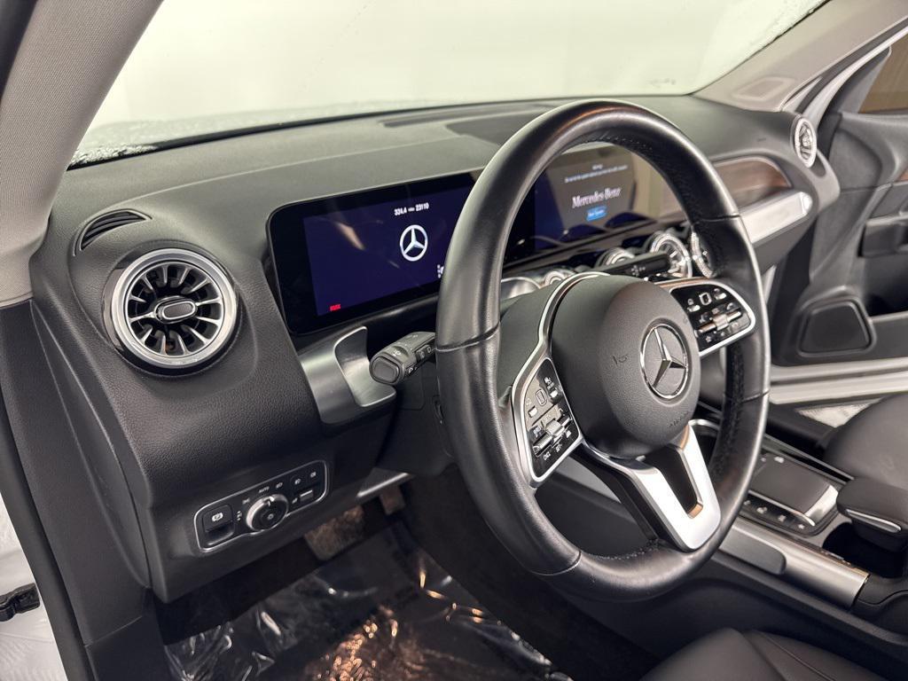 used 2023 Mercedes-Benz GLB 250 car, priced at $32,630