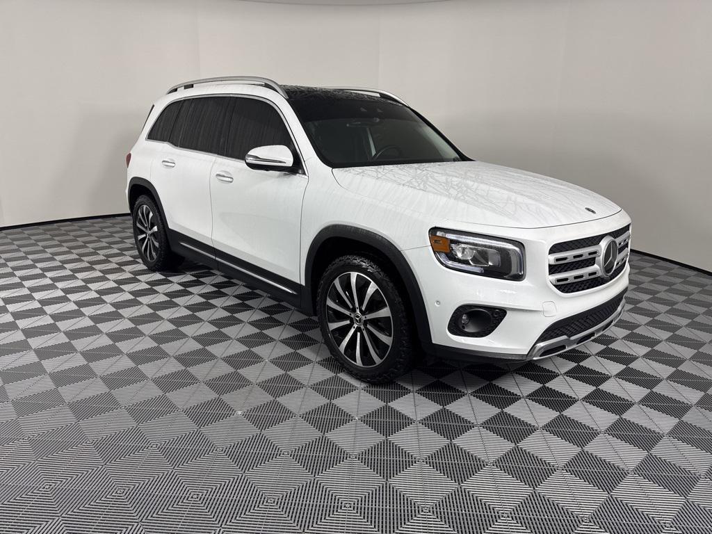 used 2023 Mercedes-Benz GLB 250 car, priced at $32,630