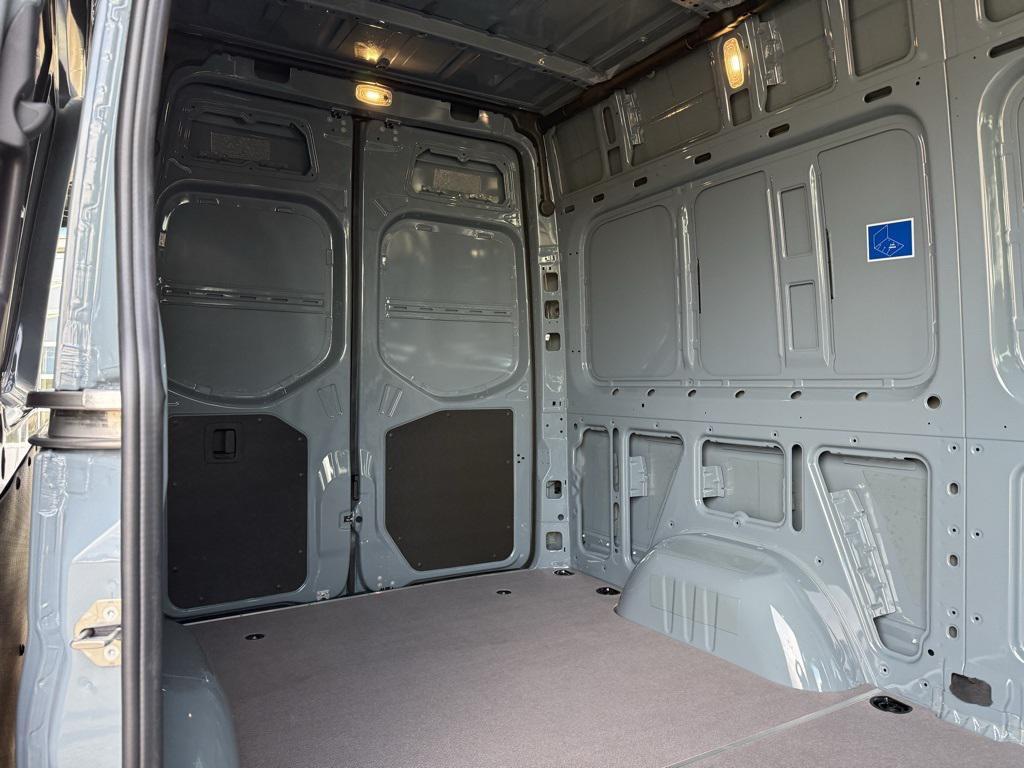 new 2025 Mercedes-Benz Sprinter 2500 car, priced at $80,814