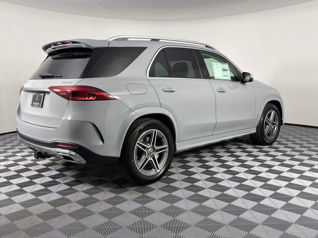 new 2026 Mercedes-Benz GLE 450 car, priced at $82,725