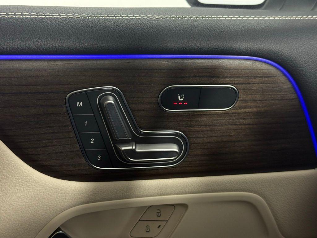 used 2025 Mercedes-Benz GLB 250 car, priced at $44,986
