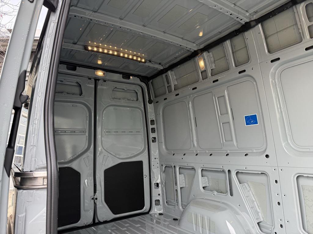 new 2025 Mercedes-Benz Sprinter 2500 car, priced at $81,400