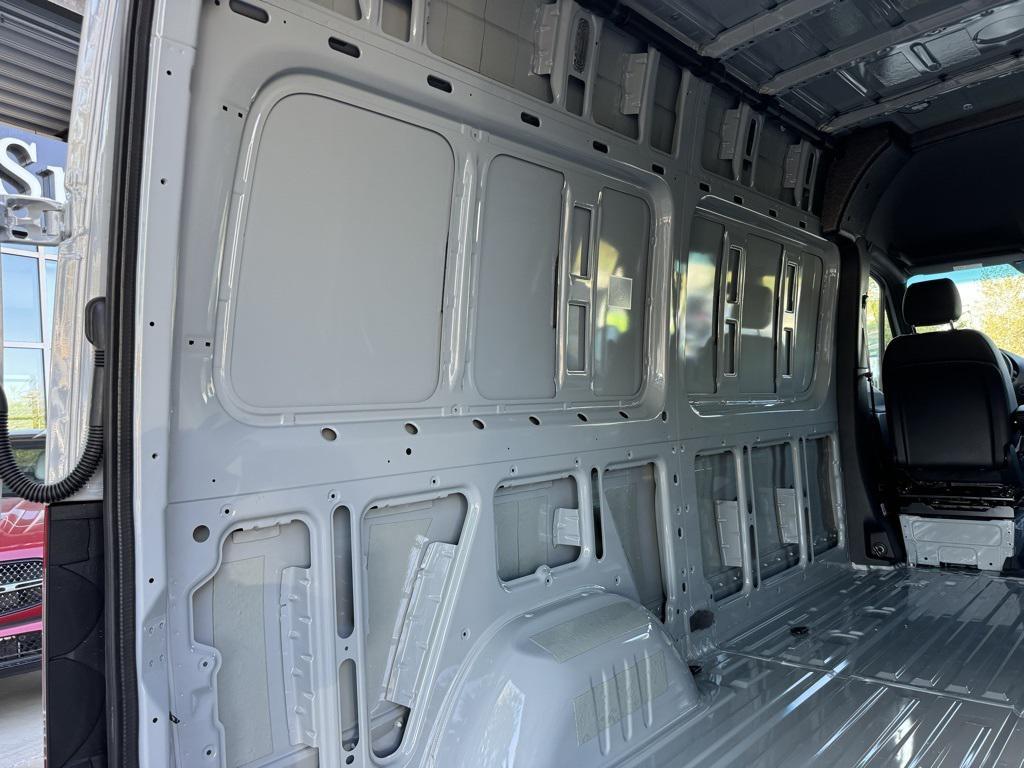 new 2025 Mercedes-Benz Sprinter 2500 car, priced at $79,764
