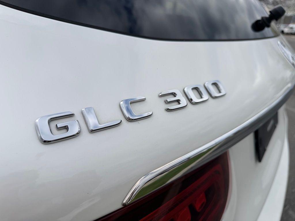 used 2021 Mercedes-Benz GLC 300 car, priced at $32,991