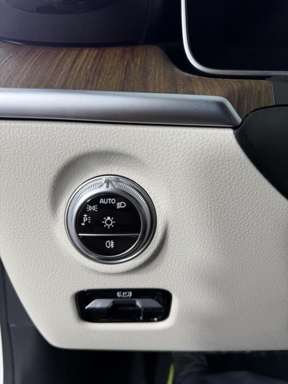 used 2024 Mercedes-Benz C-Class car, priced at $44,997