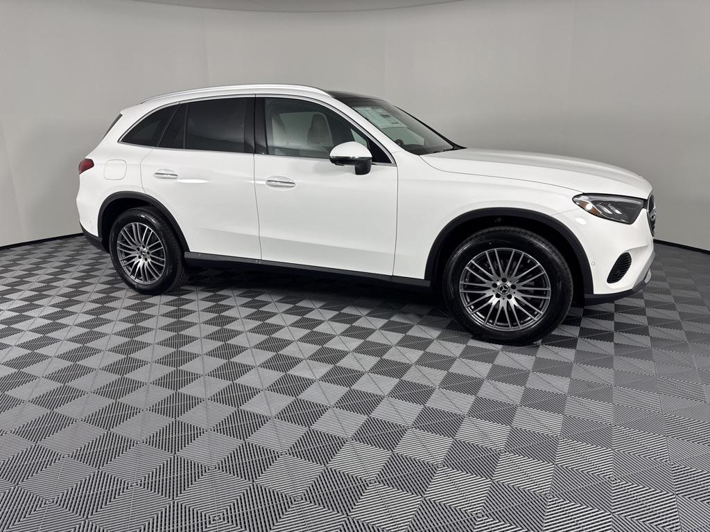 new 2026 Mercedes-Benz GLC 300 car, priced at $61,505