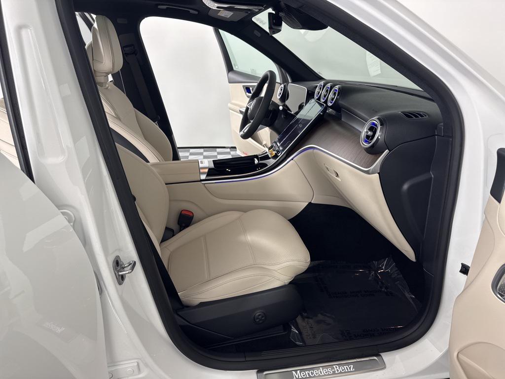 new 2026 Mercedes-Benz GLC 300 car, priced at $61,505