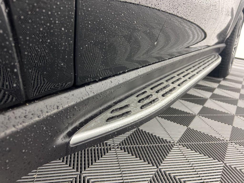 new 2026 Mercedes-Benz GLE 450 car, priced at $79,855