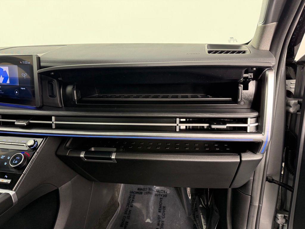 used 2025 Hyundai Santa Fe car, priced at $39,191