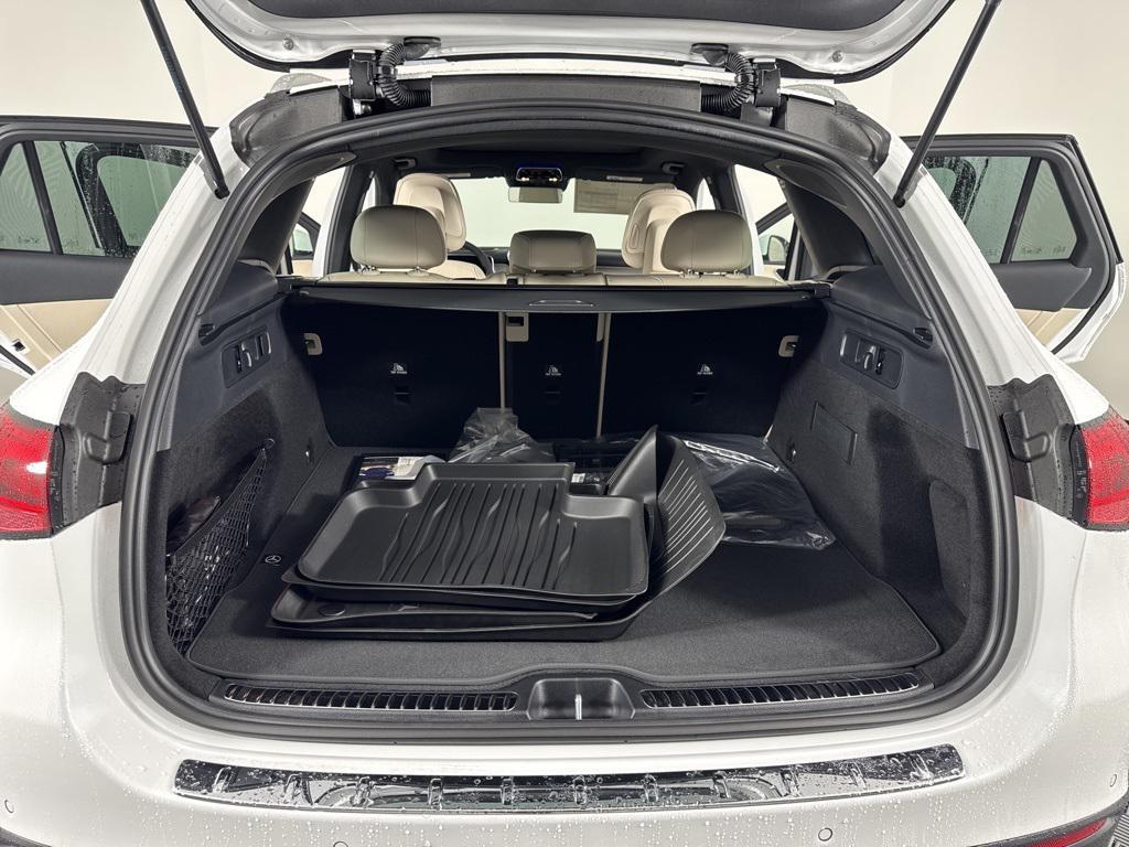 new 2026 Mercedes-Benz GLC 300 car, priced at $65,455