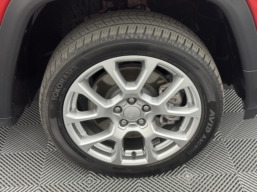 used 2023 Jeep Compass car, priced at $20,994