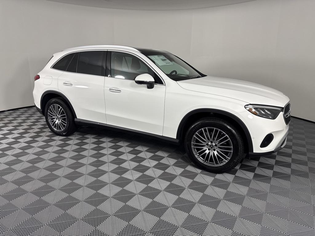 new 2026 Mercedes-Benz GLC 300 car, priced at $61,505