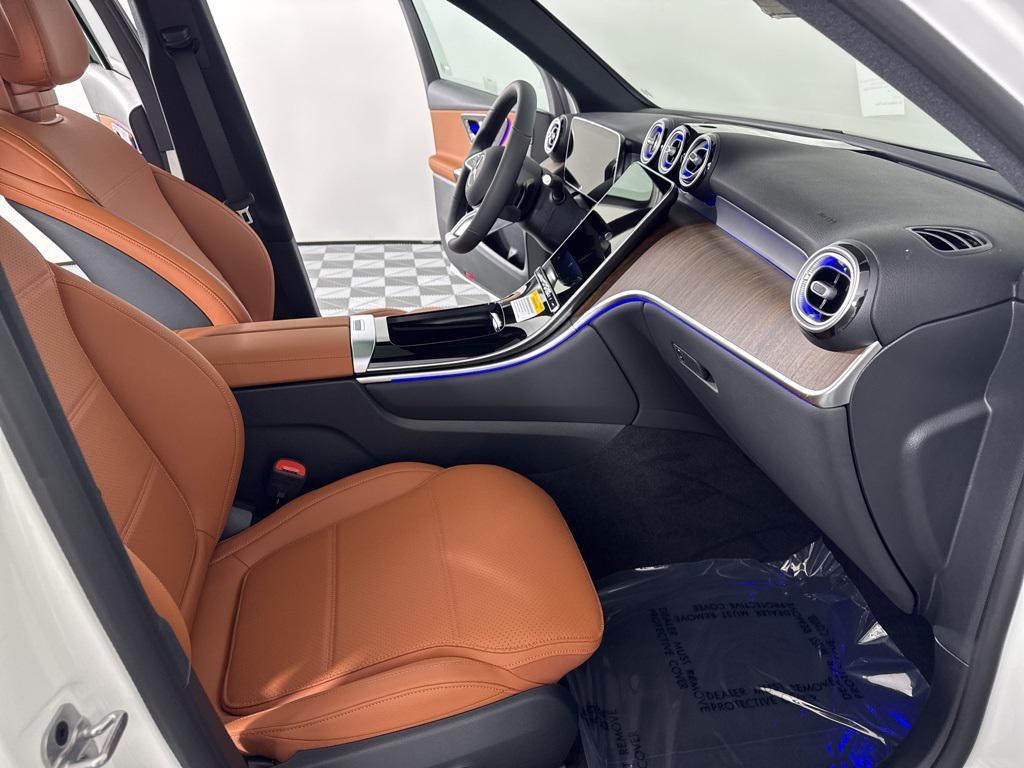 new 2026 Mercedes-Benz GLC 300 car, priced at $61,505