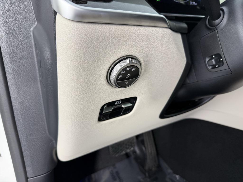 new 2026 Mercedes-Benz GLC 300 car, priced at $54,930