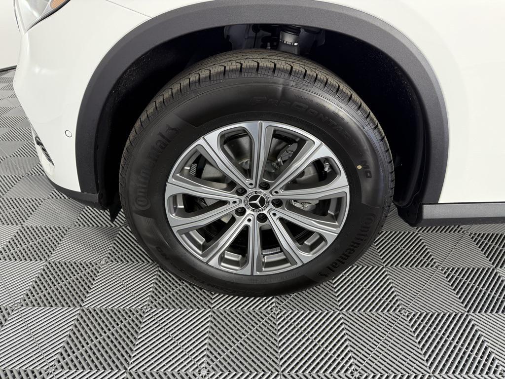 new 2026 Mercedes-Benz GLC 300 car, priced at $54,930
