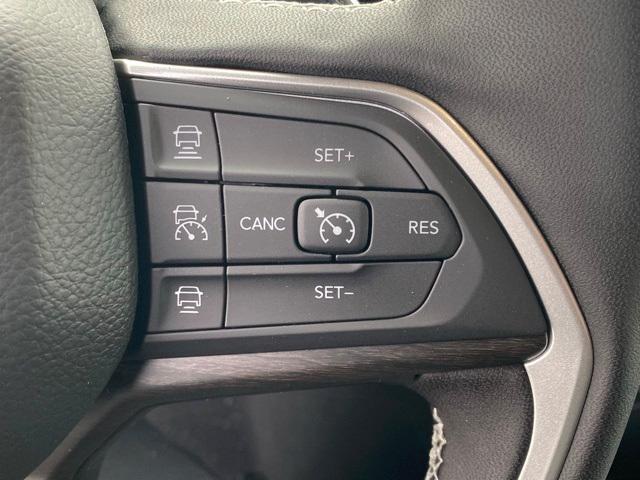 new 2025 Jeep Grand Cherokee L car, priced at $48,662