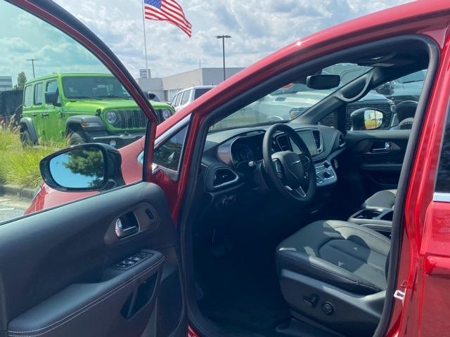 new 2026 Chrysler Pacifica car, priced at $36,997