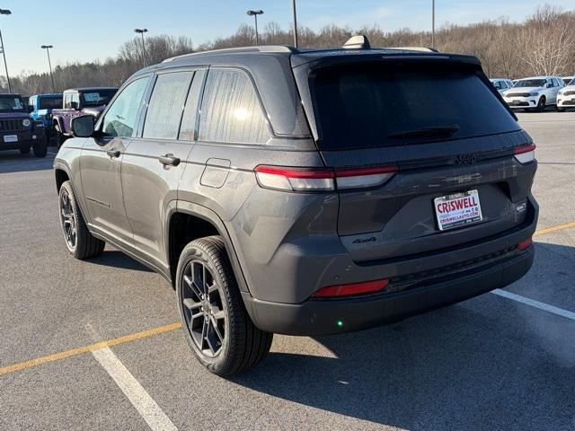 new 2025 Jeep Grand Cherokee car, priced at $50,020