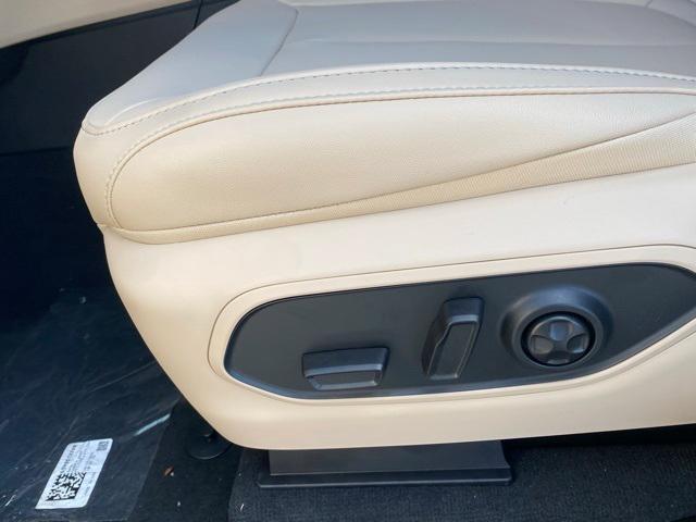 new 2025 Jeep Grand Cherokee car, priced at $45,750