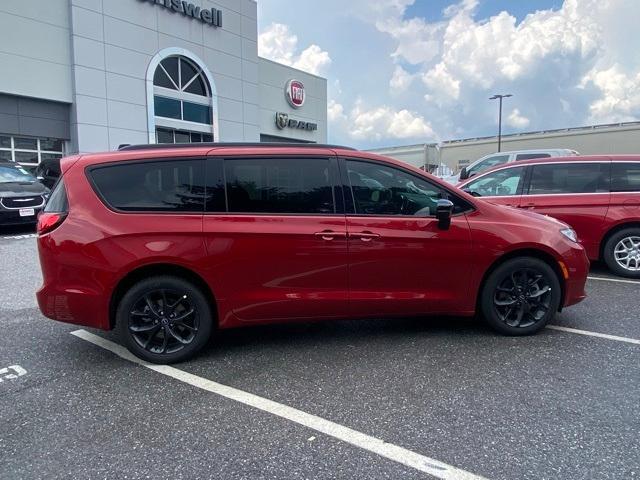 new 2026 Chrysler Pacifica car, priced at $48,500