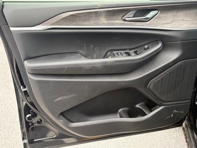 new 2026 Jeep Grand Cherokee car, priced at $44,767