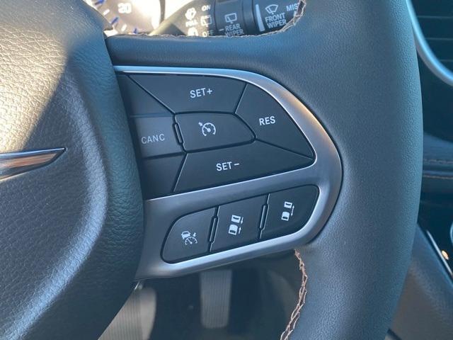 new 2026 Chrysler Pacifica car, priced at $52,027