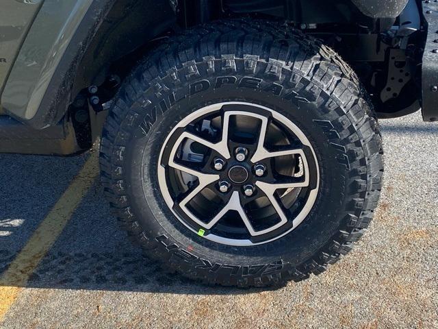 new 2026 Jeep Gladiator car, priced at $57,114