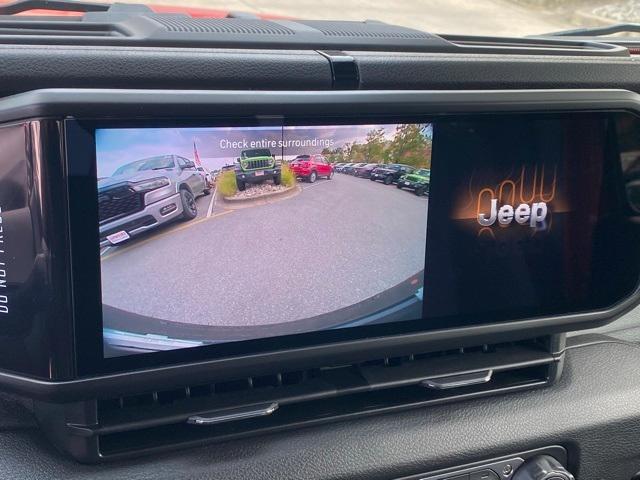 new 2025 Jeep Wrangler car, priced at $37,500