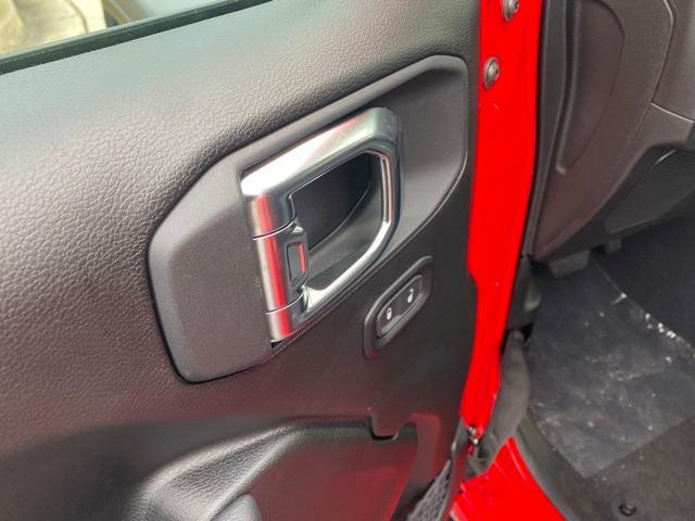 new 2025 Jeep Wrangler car, priced at $37,500