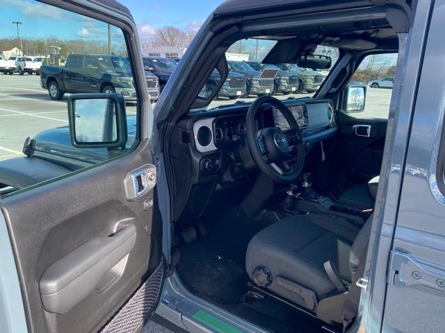 new 2026 Jeep Wrangler car, priced at $45,278