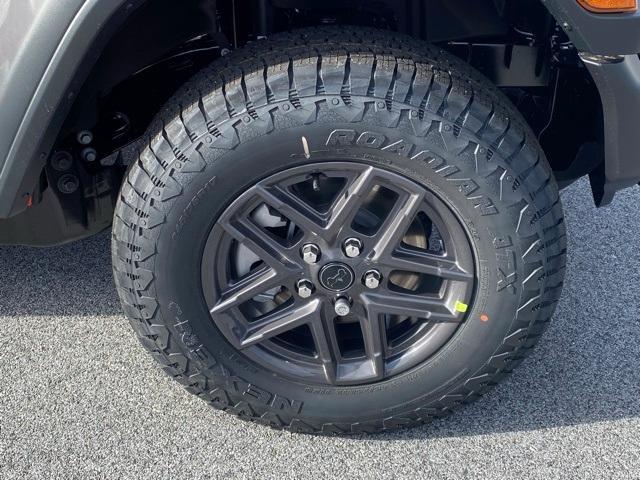 new 2026 Jeep Wrangler car, priced at $46,722