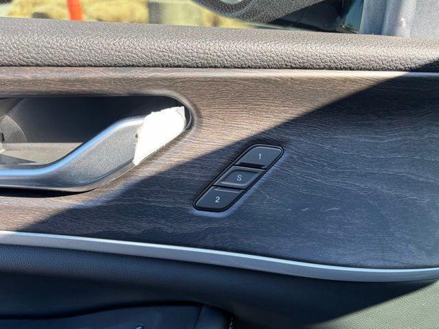 new 2026 Jeep Grand Cherokee car, priced at $47,867