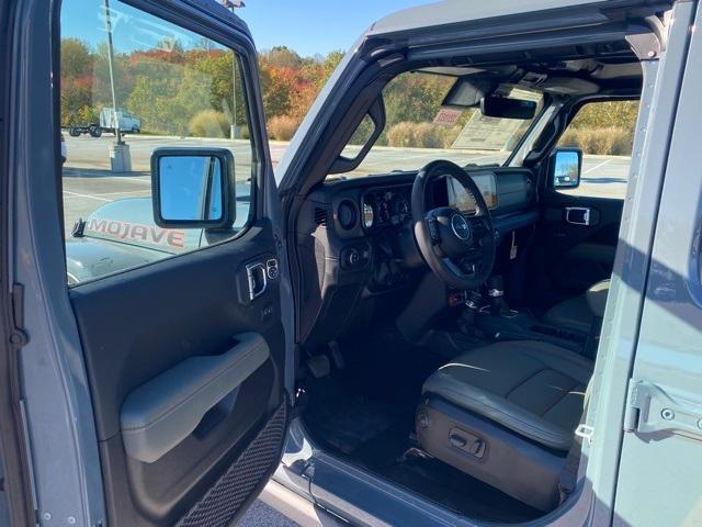 new 2025 Jeep Gladiator car, priced at $50,659