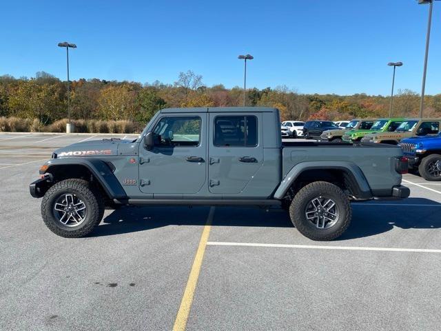 new 2025 Jeep Gladiator car, priced at $50,659