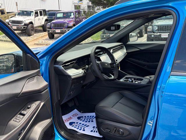 new 2026 Jeep Cherokee car, priced at $38,946