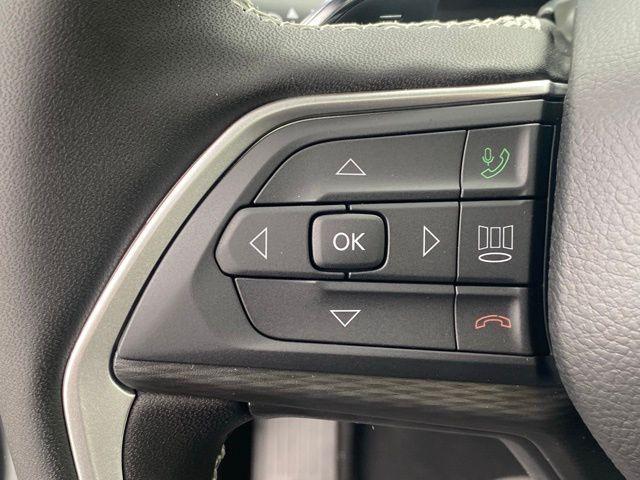 new 2025 Jeep Grand Cherokee car, priced at $35,000