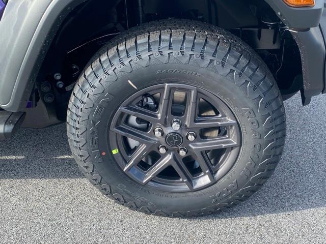 new 2026 Jeep Wrangler car, priced at $48,272