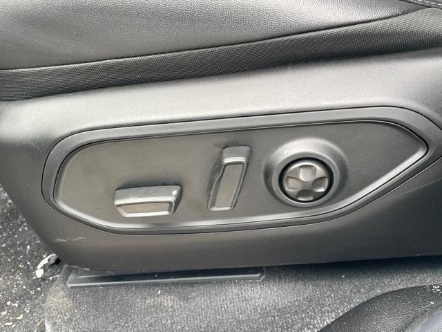 new 2025 Jeep Grand Cherokee L car, priced at $46,885