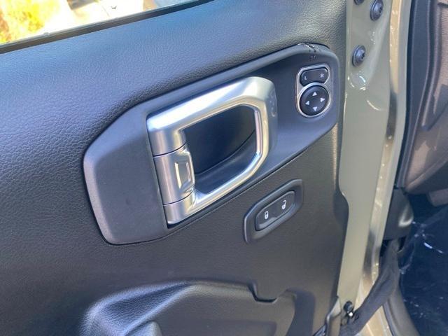 new 2025 Jeep Wrangler car, priced at $43,500