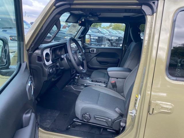 new 2025 Jeep Gladiator car, priced at $43,750