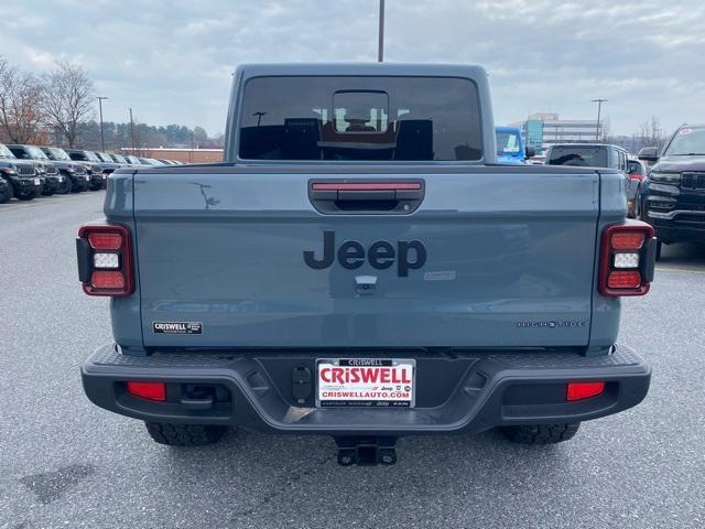 new 2025 Jeep Gladiator car, priced at $52,250