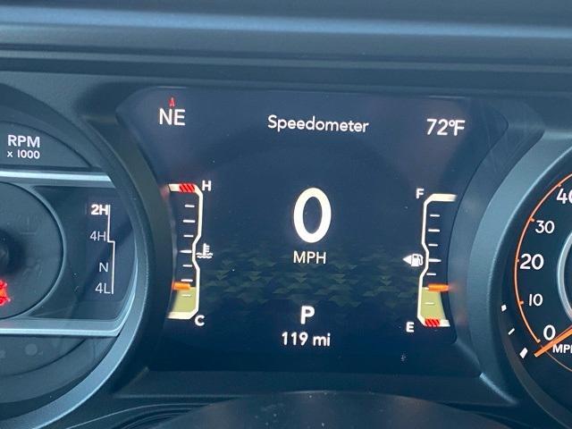 new 2025 Jeep Gladiator car, priced at $52,250