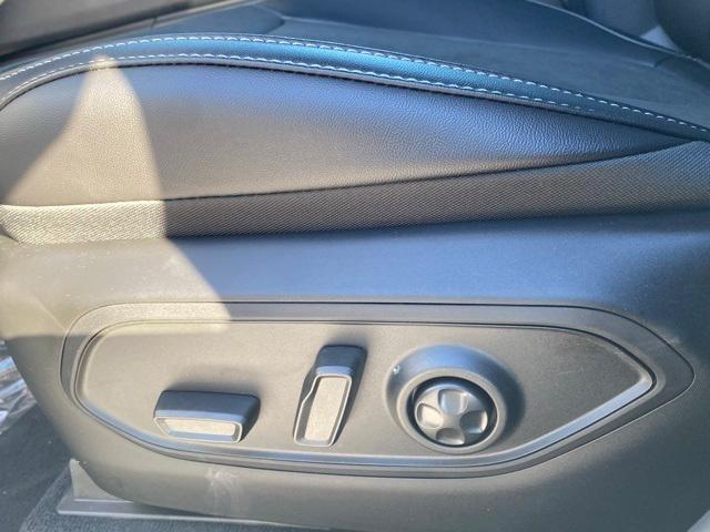 new 2025 Jeep Grand Cherokee car, priced at $41,681