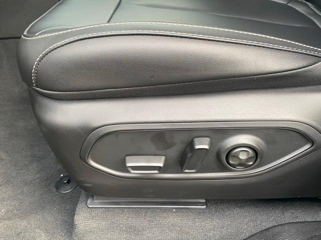 new 2025 Jeep Grand Cherokee L car, priced at $48,662