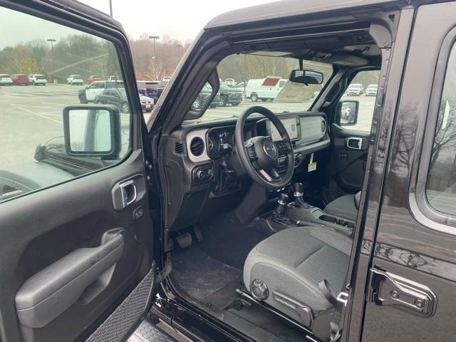 new 2026 Jeep Wrangler car, priced at $43,065