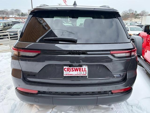 new 2025 Jeep Grand Cherokee car, priced at $42,956