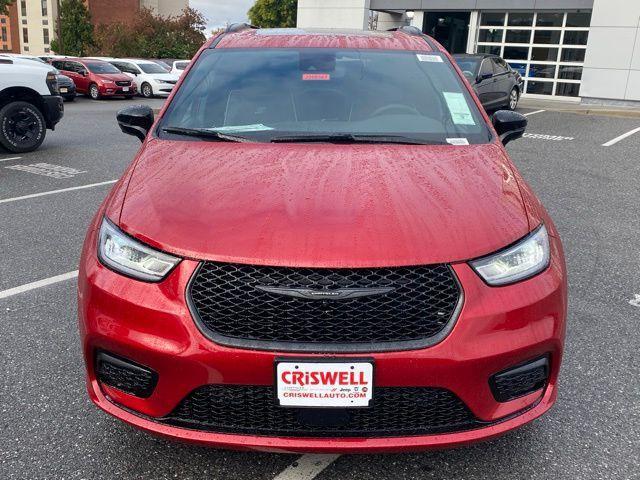 new 2026 Chrysler Pacifica car, priced at $46,406