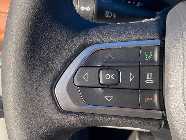 new 2024 Jeep Compass car, priced at $30,999